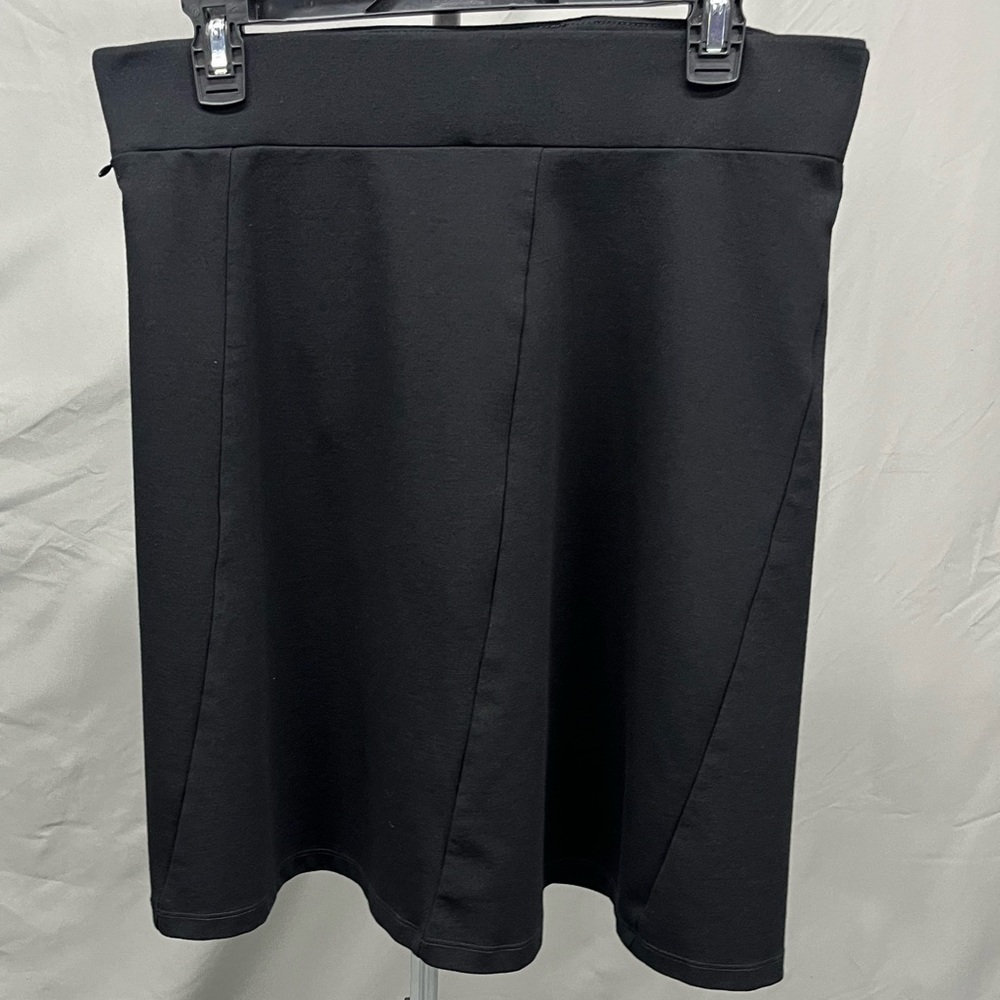 Royal Robbin’s Black Women's Skirt Large